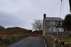 I love this little house on the lane